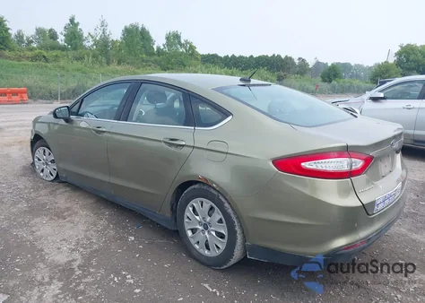 2013 Ford Fusion S z USA, uszkodzony, nr VIN 3FA6P0G7XDR181144